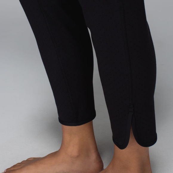 Lululemon perforation shine dot black straight to class slim fit pants - Picture 12 of 14